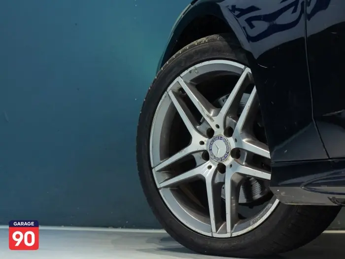 Mercedes-Benz E250 2014 - صورة 9
