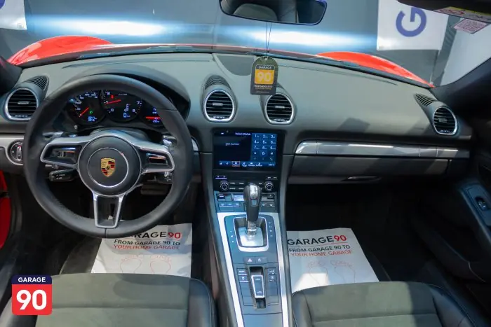 Porsche Boxter 2025 - صورة 18