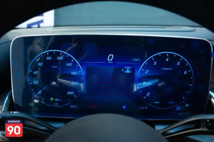 Mercedes-Benz GLC300 2026 - صورة 14