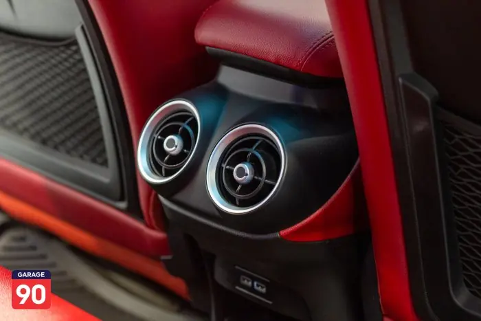 Alfa Romeo Stelvio 2021 - صورة 15
