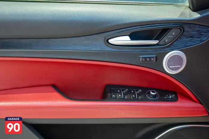 Alfa Romeo Stelvio 2021 - صورة 16