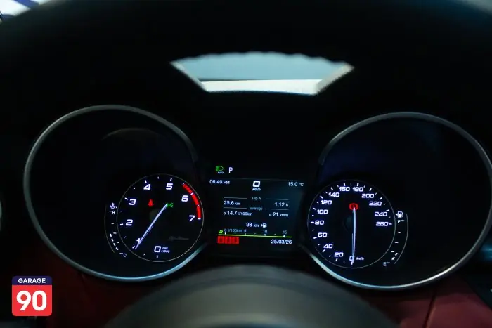 Alfa Romeo Stelvio 2021 - صورة 12
