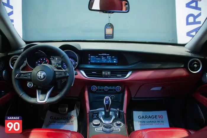 Alfa Romeo Stelvio 2021 - صورة 10