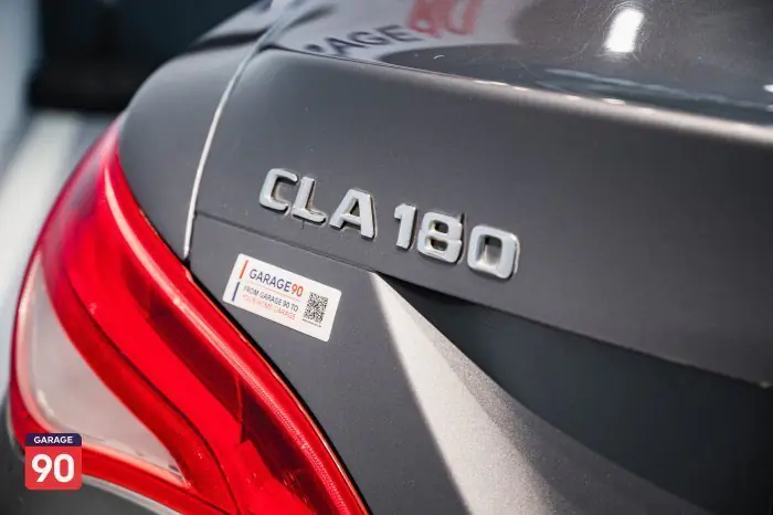 Mercedes-Benz CLA180 2015 - صورة 9