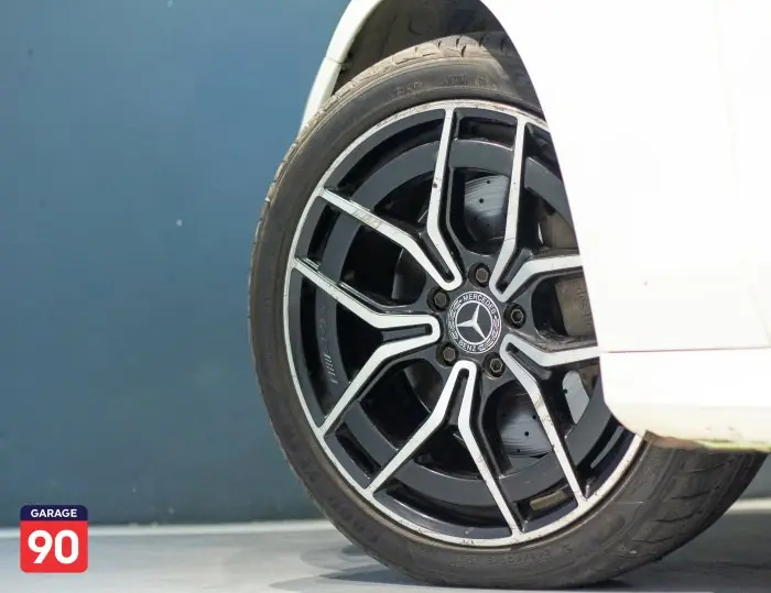 Mercedes-Benz E200 2021 - صورة 9