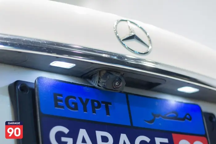 Mercedes-Benz E200 2021 - صورة 8