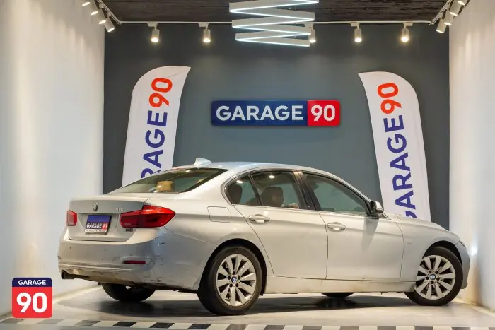 bmw 318i 2016 - صورة 5