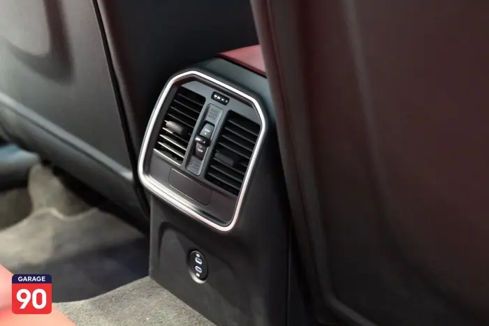 Porsche Macan 2026 - صورة 18