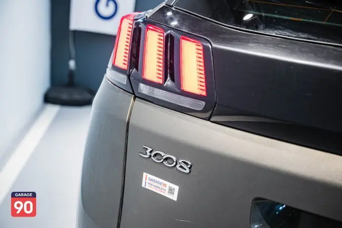 Peugeot 3008 2021 - صورة 10