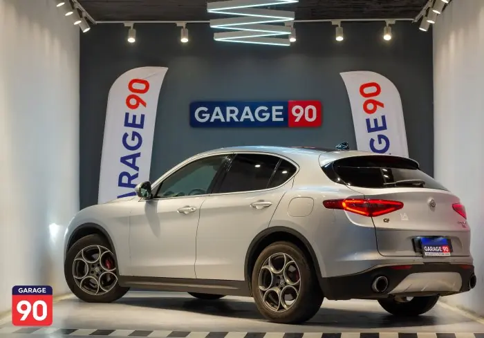 Alfa Romeo Stelvio 2020 - صورة 6