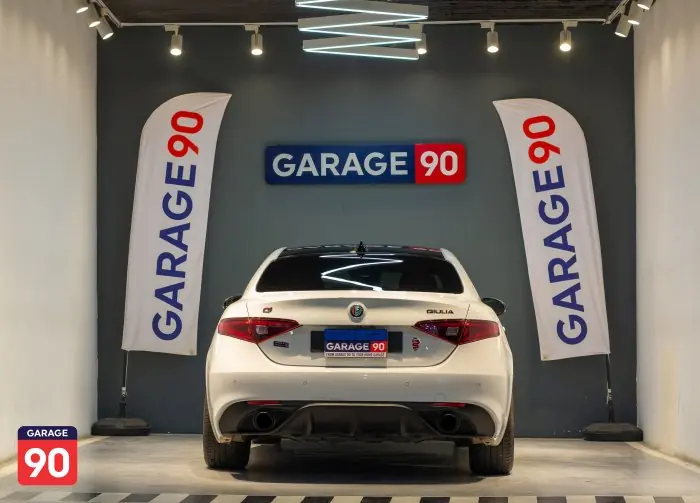Alfa Romeo Giulia 2022 - صورة 4