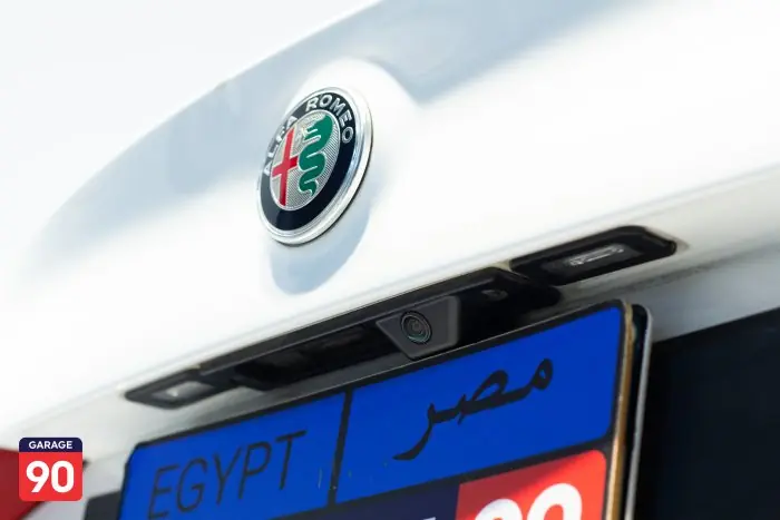 Alfa Romeo Giulia 2022 - صورة 10