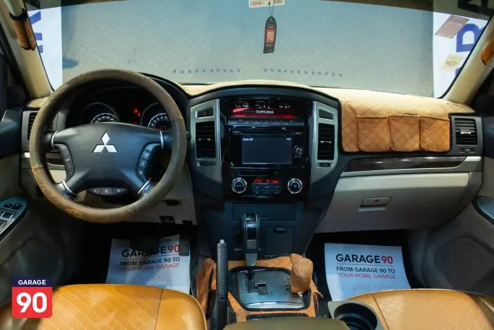 Mitsubishi Pajero Gls Import 2017 - صورة 12