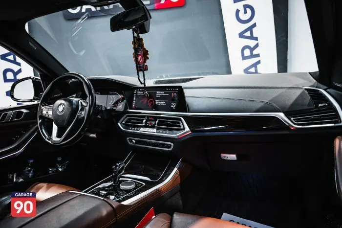 bmw X5 2021 - صورة 12