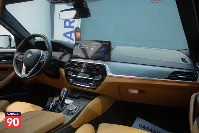 bmw 520i 2023 - صورة 11