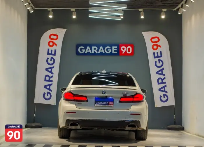 bmw 520i 2023 - صورة 4