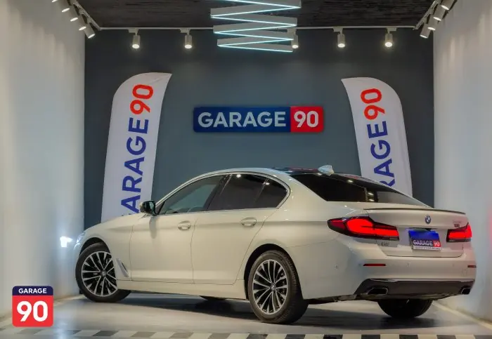 bmw 520i 2023 - صورة 6