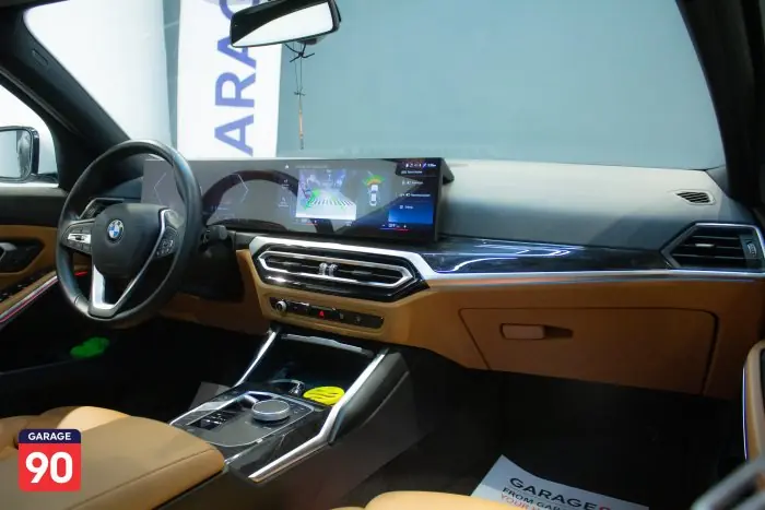 bmw 320i 2024 - صورة 11