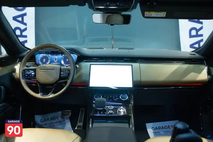 Land Rover Sport 2023 - صورة 12