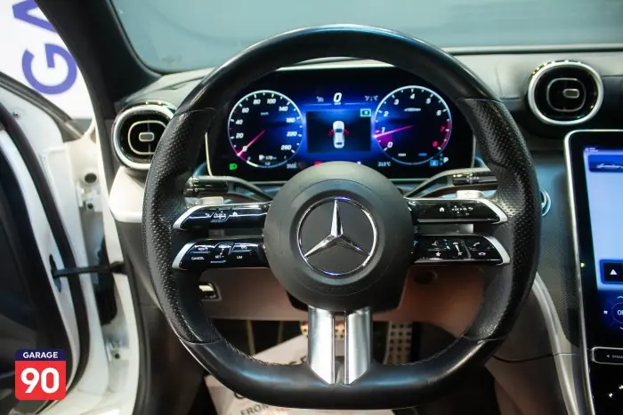 Mercedes-Benz C180 2023 - صورة 13
