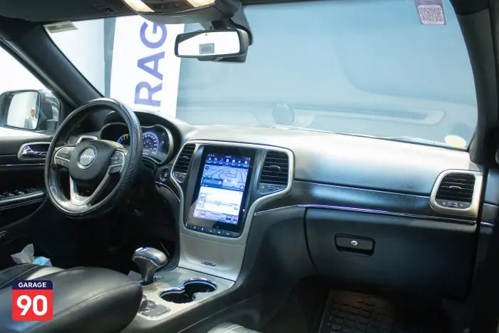Jeep Grand Cherokee 2016 - صورة 11