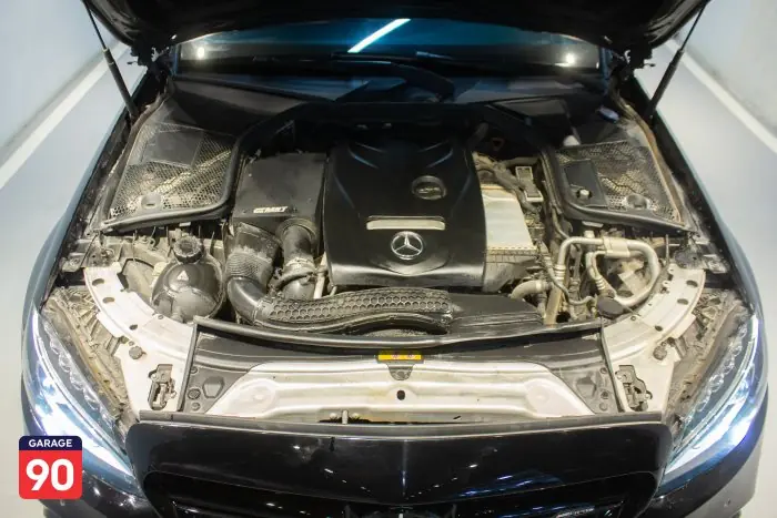 Mercedes-Benz C180 2017 - صورة 7