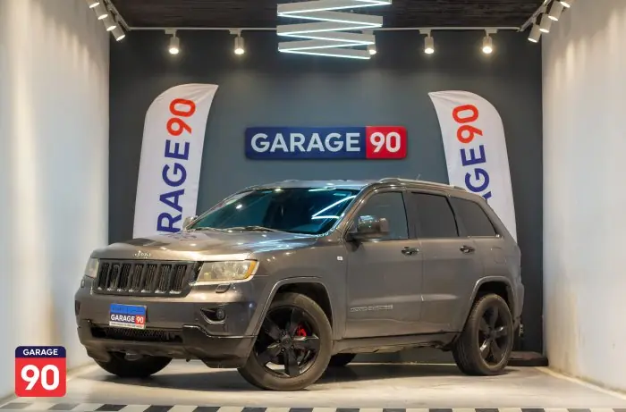 Jeep Grand Cherokee 2012 - صورة 2