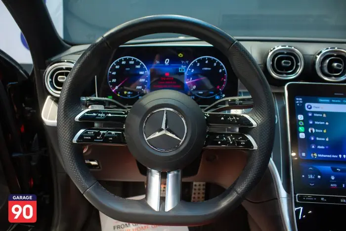 Mercedes-Benz C200 2023 - صورة 13