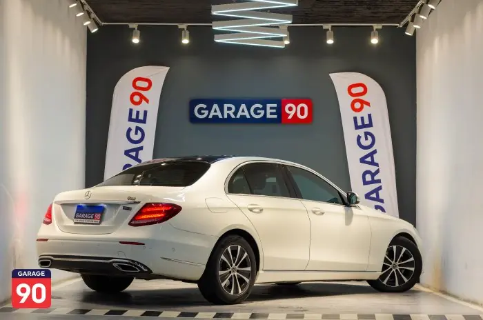 Mercedes-Benz E200 2020 - صورة 6