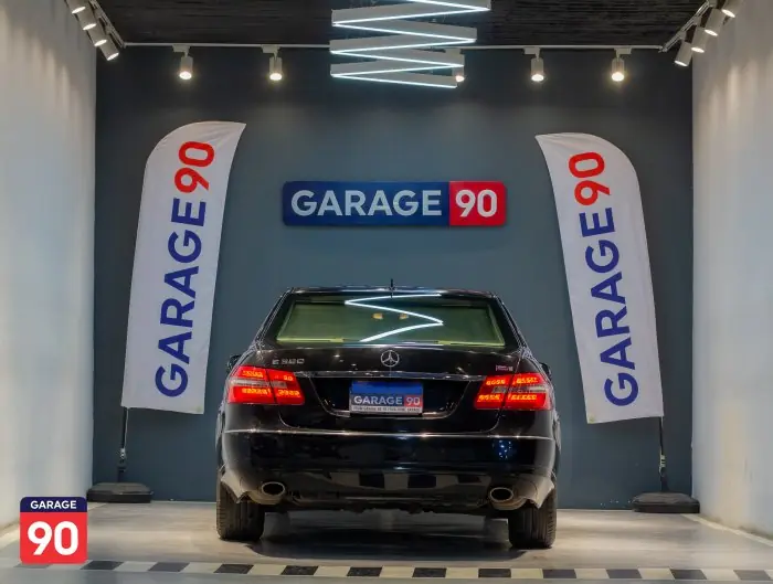 Mercedes-Benz E300 2010 - صورة 4