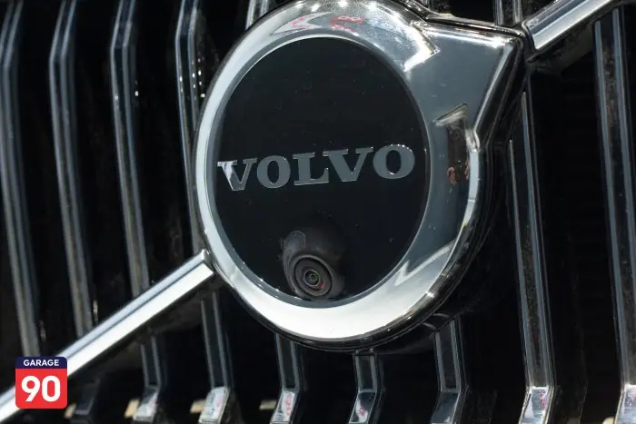Volvo XC60 2022 - صورة 9