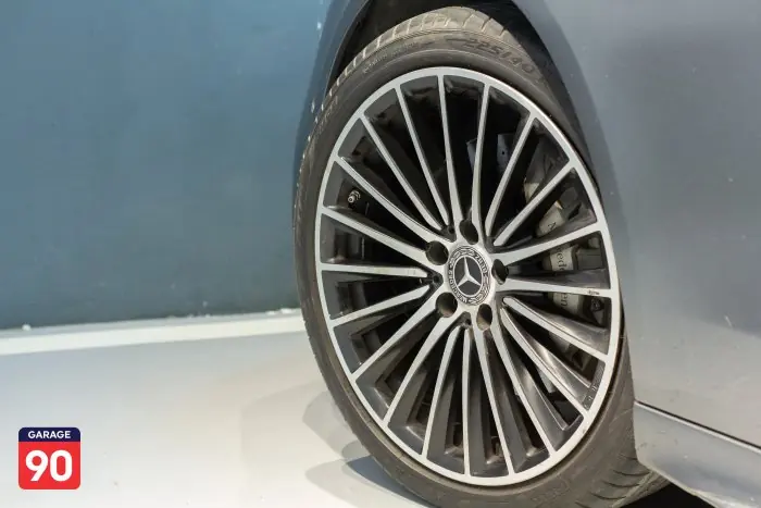 Mercedes-Benz C200 2022 - صورة 10