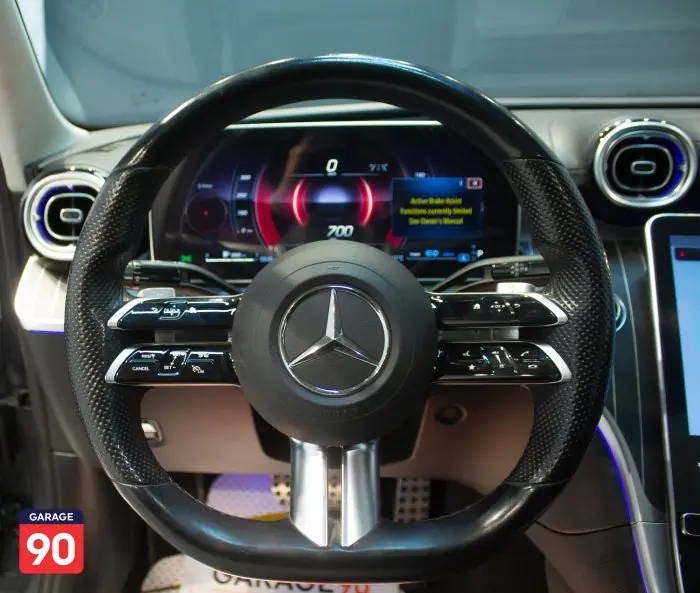 Mercedes-Benz C200 2022 - صورة 14