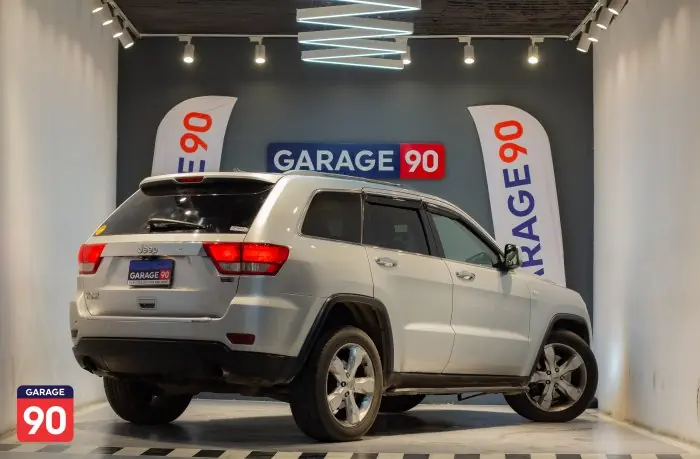 Jeep Grand Cherokee 2012 - صورة 5