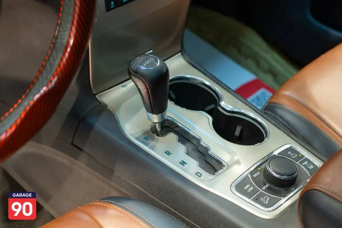 Jeep Grand Cherokee 2012 - صورة 15