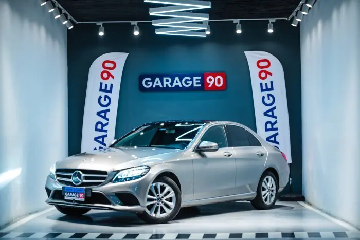 Mercedes-Benz C180 2019 - صورة 3