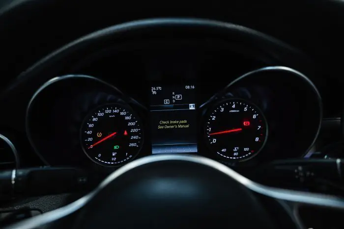 Mercedes-Benz C180 2019 - صورة 18