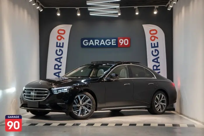 Mercedes-Benz E300 2024 - صورة 3