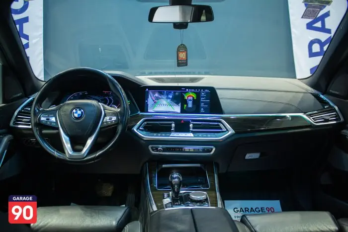 bmw X5 2019 - صورة 12