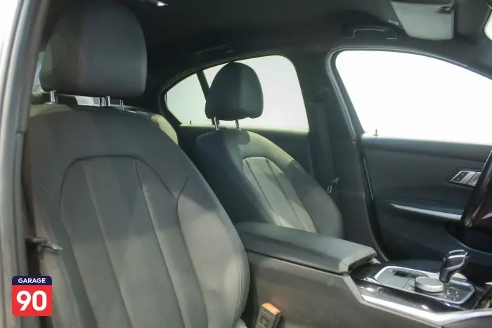 bmw 320i 2021 - صورة 19