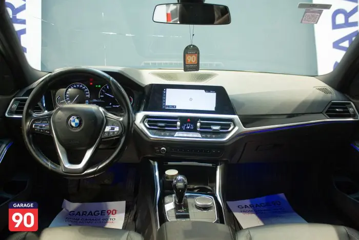 bmw 320i 2021 - صورة 12