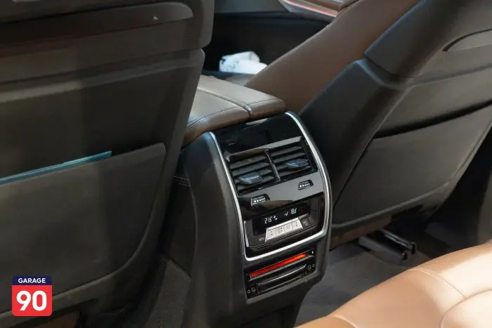 bmw X5 2020 - صورة 17