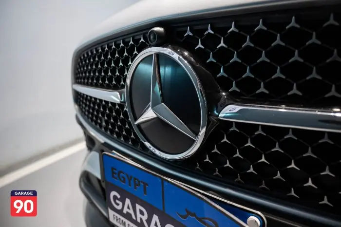 Mercedes-Benz C200 2022 - صورة 11