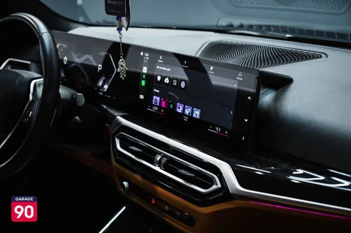 bmw 320i 2023 - صورة 15
