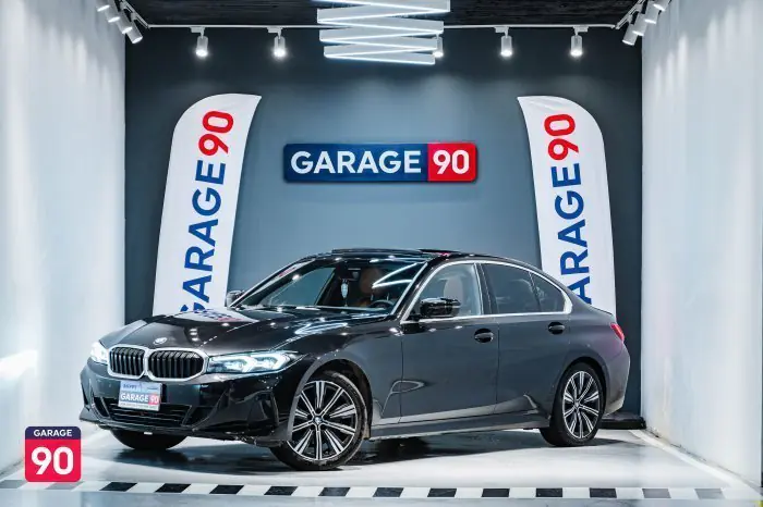 bmw 320i 2023 - صورة 2