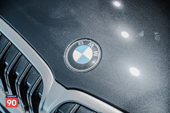 bmw 320i 2023 - صورة 9
