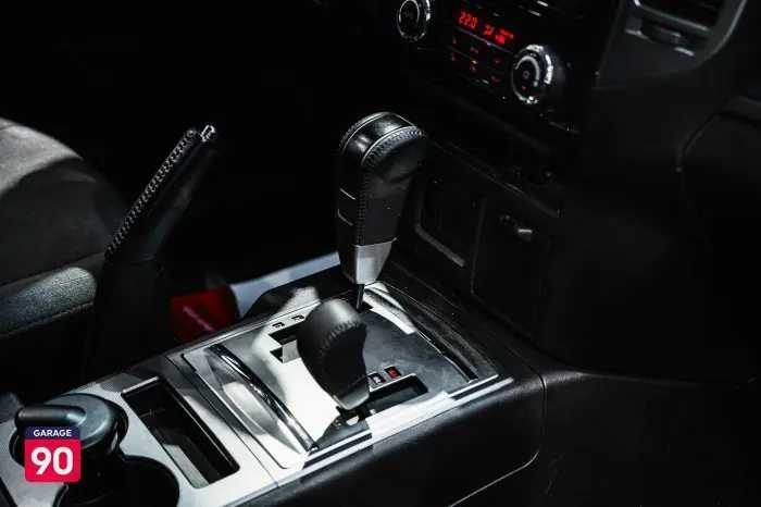 Mitsubishi Pajero 2020 - صورة 12