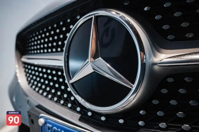 Mercedes-Benz C300 2020 - صورة 7