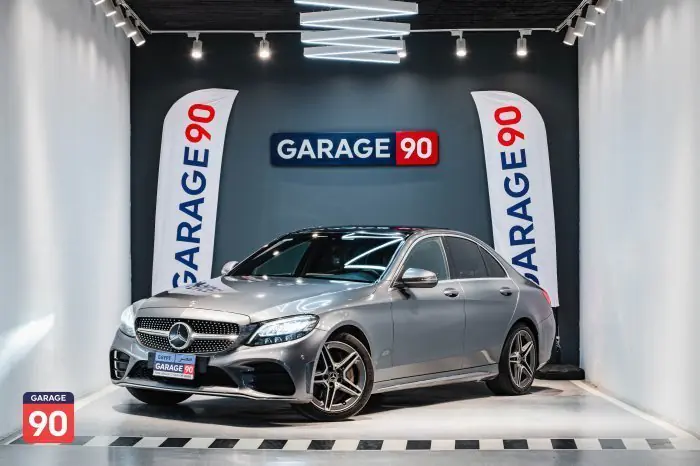 Mercedes-Benz C300 2020 - صورة 2