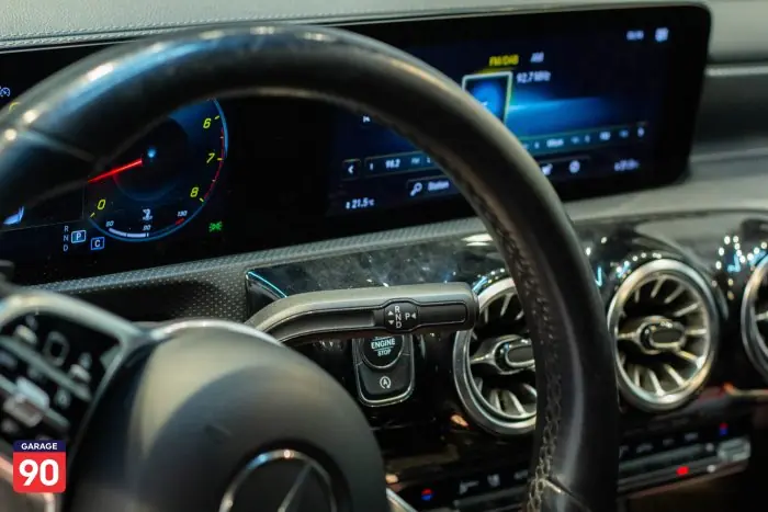 Mercedes-Benz CLA180 2022 - صورة 16
